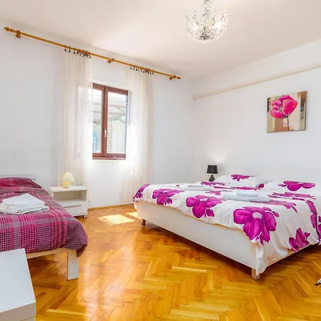 Διαμέρισμα Cozy In
